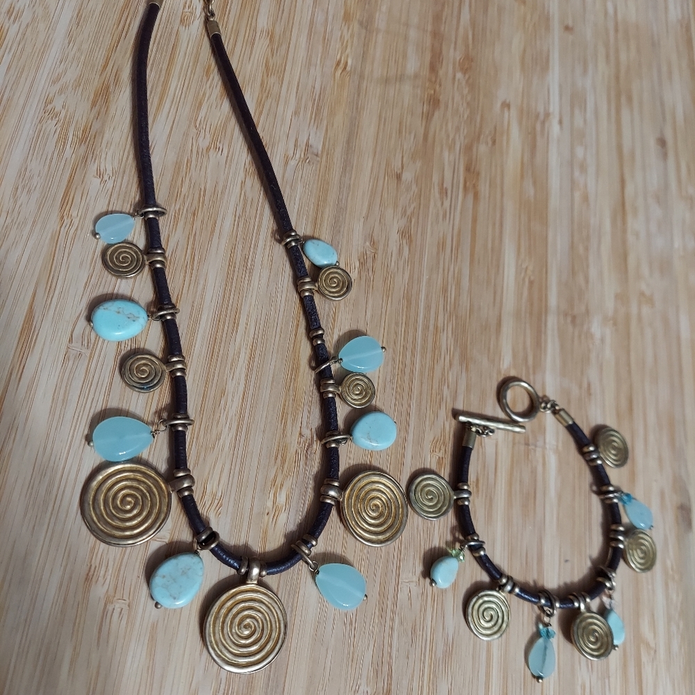 Ralph Lauren Vintage Gold/Black Leather 'Sea Treasures' Necklace Set